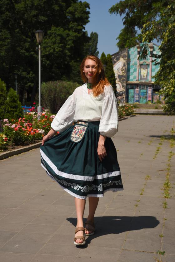 Спідниця одностороння з вибійкою, зелена, довжина 75 см (Індивідуальне пошиття) Спідниця одностороння з вибійкою, зелена, довжина 75 см (Індивідуальне пошиття)