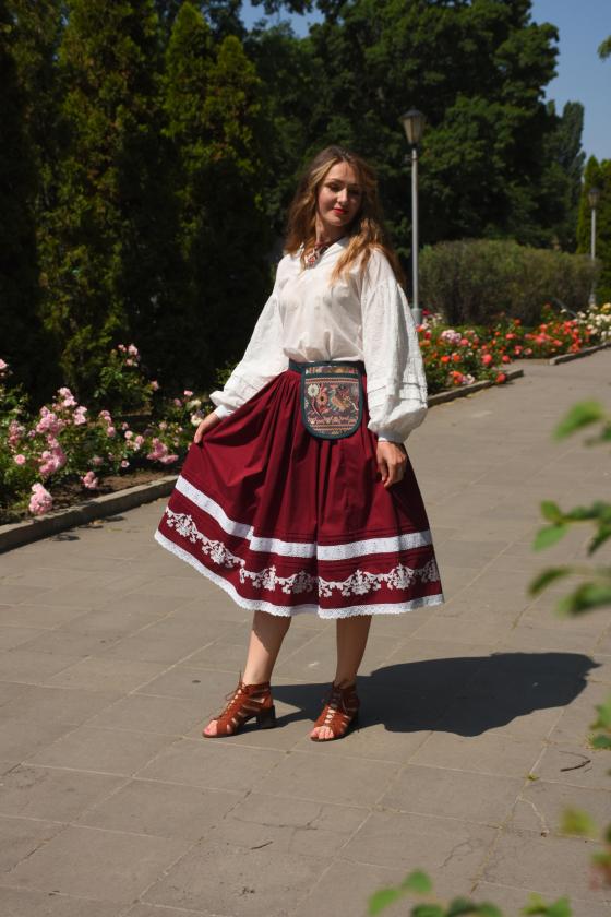 Спідниця одностороння з вибійкою, бордо, довжина 75 см (Індивідуальне пошиття) Спідниця одностороння з вибійкою, бордо, довжина 75 см (Індивідуальне пошиття)