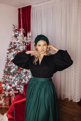 Сорочка з натуральної бавовни з пишними рукавами в чорному кольорі (Індивідуальне пошиття) Сорочка з натуральної бавовни з пишними рукавами в чорному кольорі (Індивідуальне пошиття)