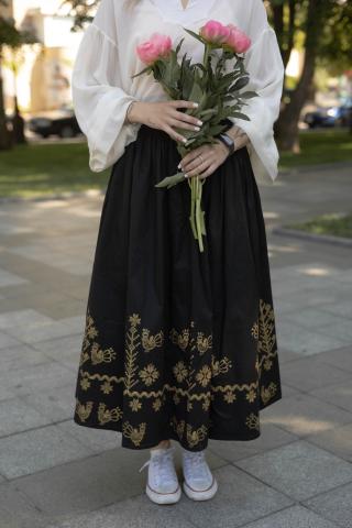 Спідниця двостороння з вибійкою чорна/бордо