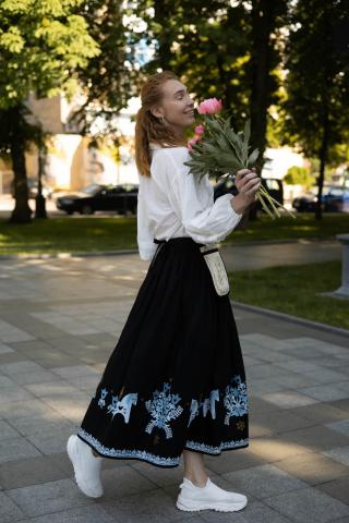 Спідниця двостороння з вибійкою чорна/бордо