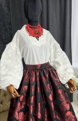 Сорочка батистова з квітами на рукавах (Індивідуальне пошиття)