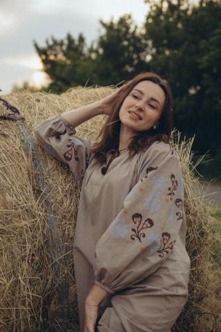 Довга сорочка з вибійкою, кропива/бавовна Довга сорочка з вибійкою, кропива/бавовна