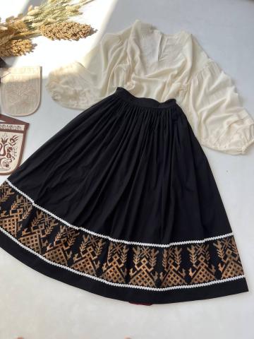 Двостороння спідниця з вибійкою Берегиня чорна/бордо