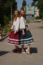 Спідниця одностороння з вибійкою, зелена, довжина 75 см (Індивідуальне пошиття) Спідниця одностороння з вибійкою, зелена, довжина 75 см (Індивідуальне пошиття)