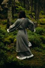 Сорочка довга з вибійкою зелена, оздоблена мереживом (Індивідуальне пошиття)