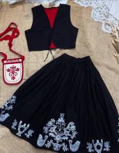 Камізелька двостороння з вибійкою, чорна/червона (Індивідуальне пошиття)