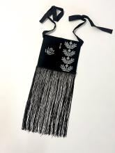 Кишенька з бахромою